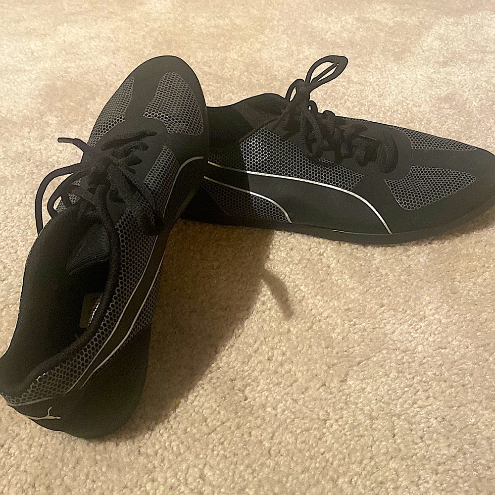 Women’s Puma Modern Soleil size 10